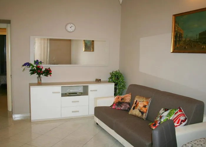 Montebello - Julia Apartment